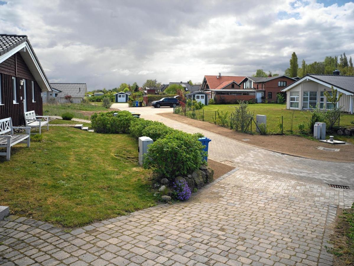 Daenische Ferienhaeuser Am Salzhaff Haus Vogelparadies Insel Poel Exterior photo